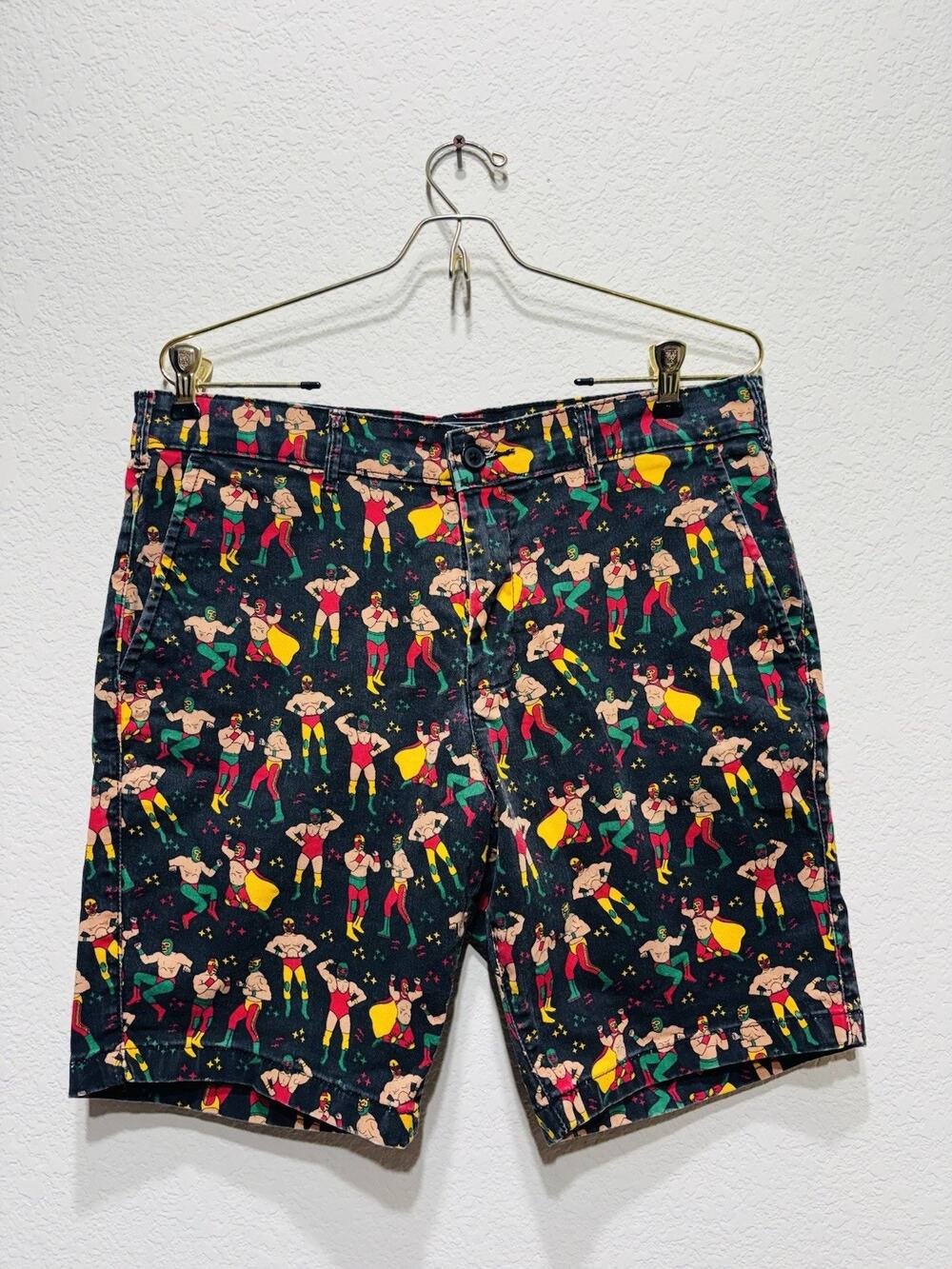 Black Lucha Libra Shorts Forever 21 Men’s Size 33 Mexican Wrestler Flat Front